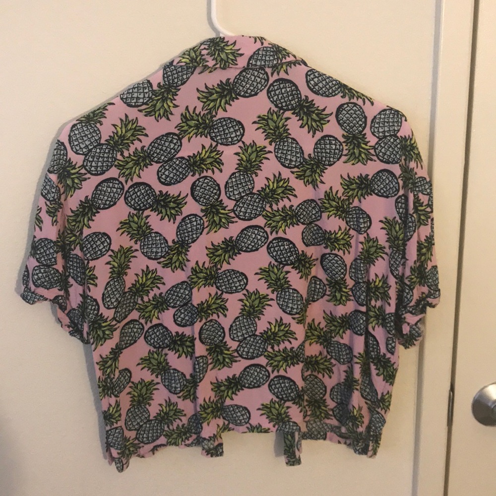 Croptop - Picture 2 of 2
